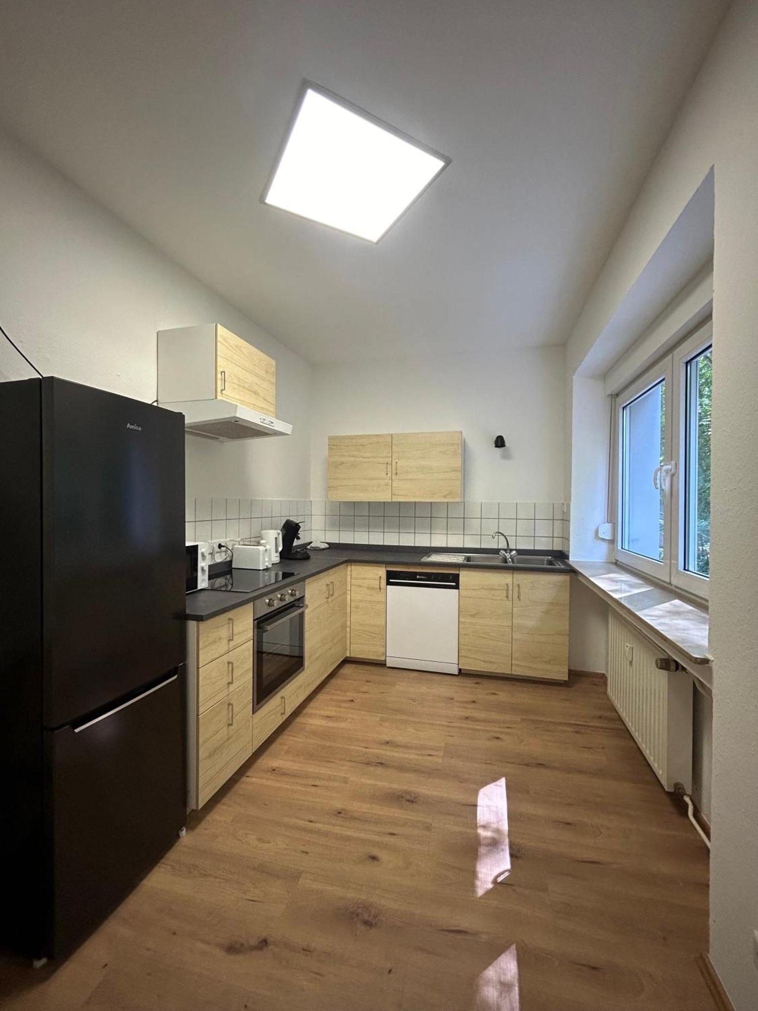 Gemuetliche Ferienwohnung - Voll Ausgestattet, Zentral Aber Ruhig ! Wuppertal Bagian luar foto