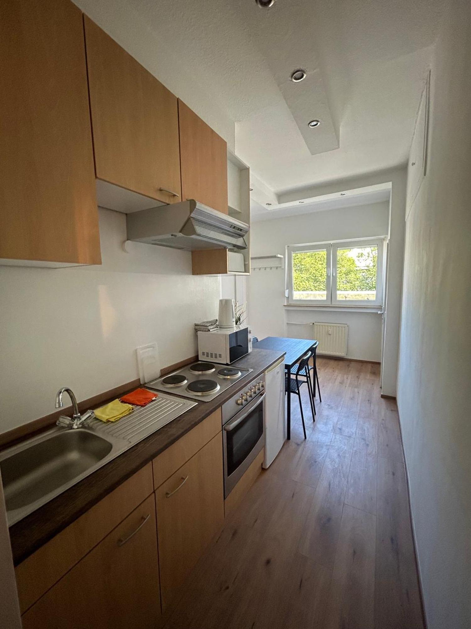 Gemuetliche Ferienwohnung - Voll Ausgestattet, Zentral Aber Ruhig ! Wuppertal Bagian luar foto